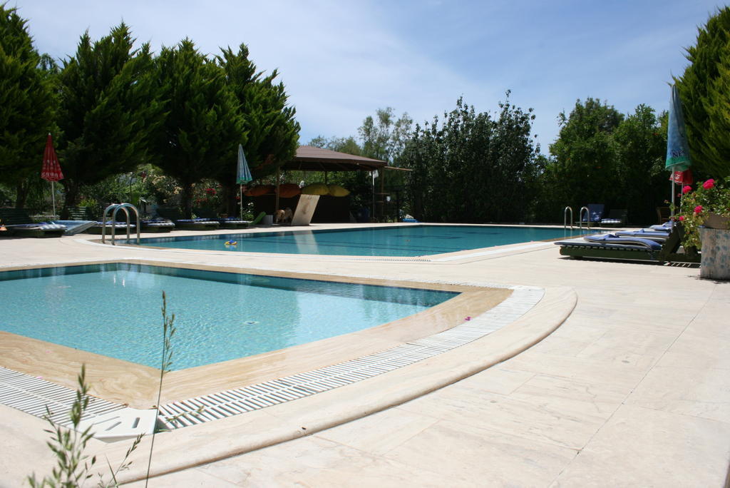 Paradise Garden Gumusluk Evleri Aparthotel Luaran gambar