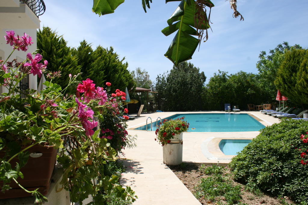 Paradise Garden Gumusluk Evleri Aparthotel Luaran gambar