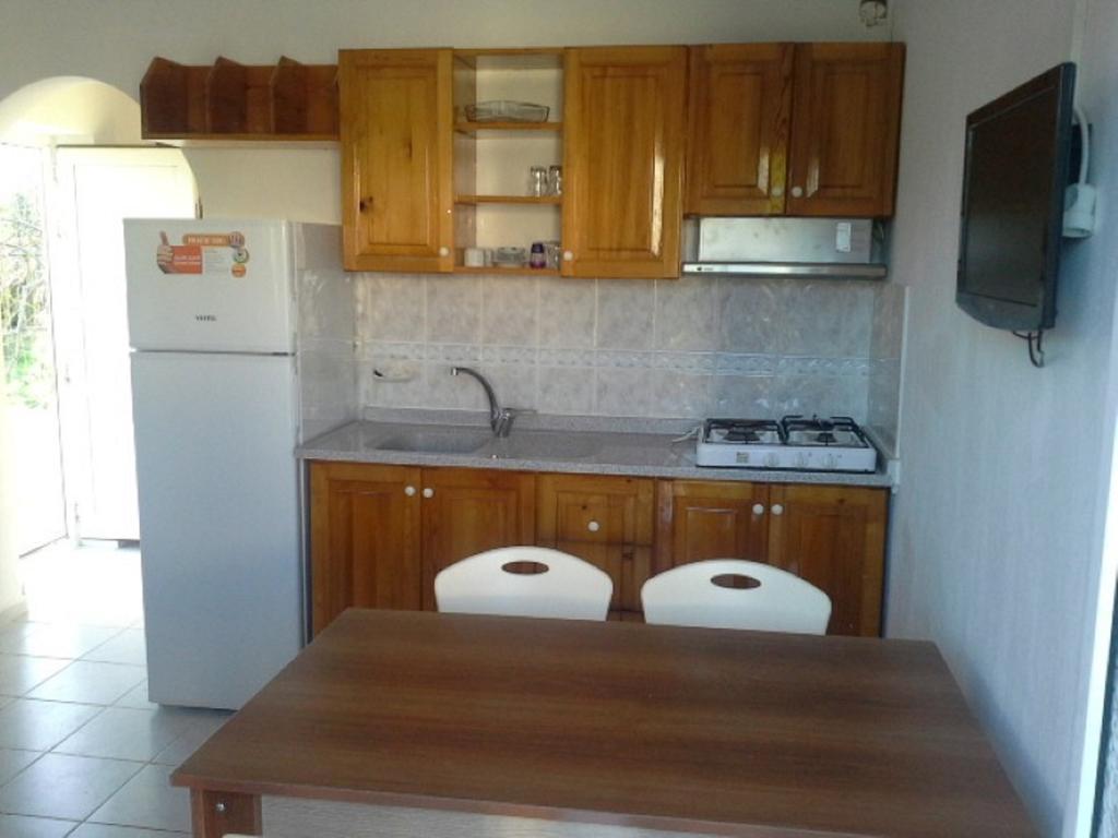 Paradise Garden Gumusluk Evleri Aparthotel Luaran gambar