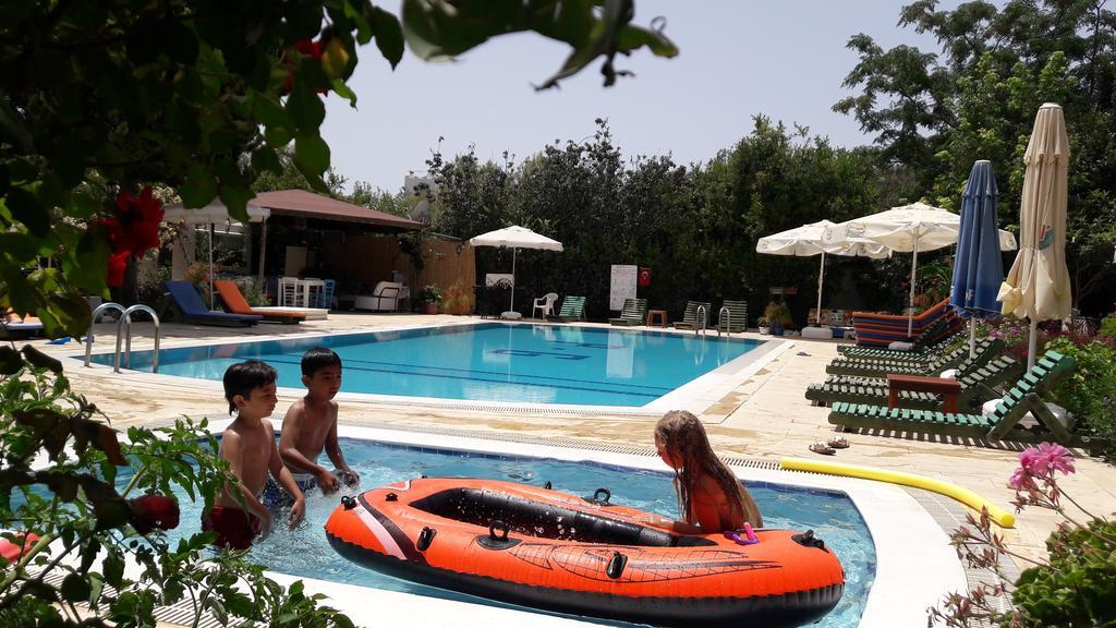 Paradise Garden Gumusluk Evleri Aparthotel Luaran gambar